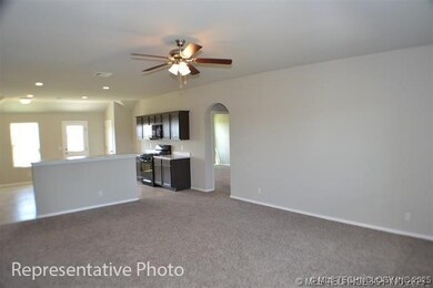 7020 S Maple Ave, Broken Arrow, OK 74011 - photo 6