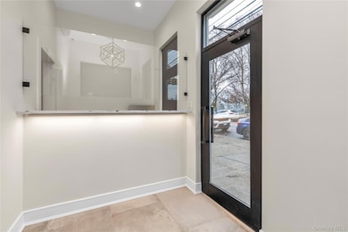 1527 149th St, Flushing, NY 11357 - photo 5