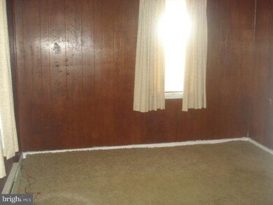 6550 Palm Rd, Zionsville, PA 18092 - photo 7