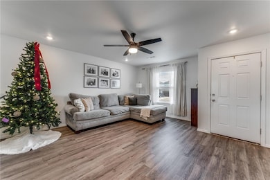 3460 Red Tail Way, Farmington, AR 72730 - photo 2