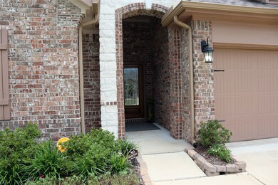 2721 Westland Ln, Pearland, TX 77581 - photo 5