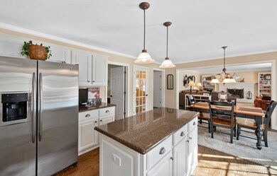 3335 Woods Creek Ln, Algonquin, IL 60102 - photo 7