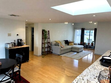 The Pavillion unit 614, Cambridge, MA 02141 - photo 2