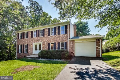 1902 Creek Crossing Rd, Vienna, VA 22182 - photo 2