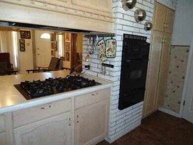 704 Hampton Rd, El Paso, TX 79907 - photo 7
