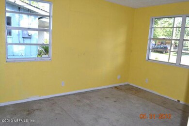 7050 Pamela Dr, Jacksonville, FL 32210 - photo 7