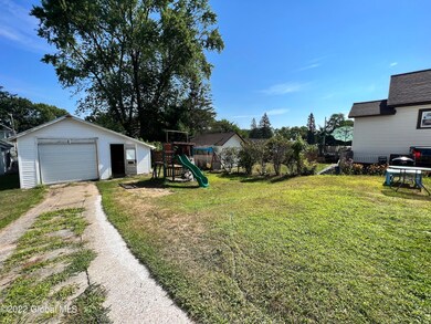 63 Pershing Dr, Schenectady, NY 12302 - photo 2