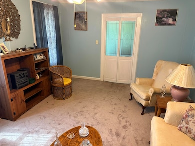 2136 Commander Rd, North Charleston, SC 29405 - photo 6