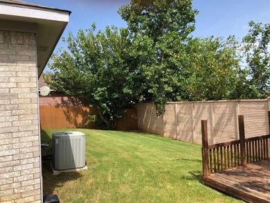 2409 Wildwood Ln, Denton, TX 76210 - photo 2