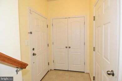 11200 Wortham Crest Cir unit 93, Manassas, VA 20109 - photo 2