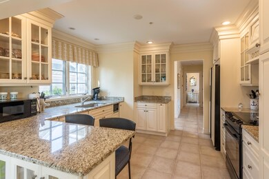 211 Dunrobin Low Res-4
