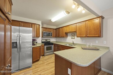 16-web-or-mls-20630 Icefall Dr-16