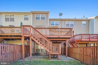610 Trout Run Ct, Odenton, MD 21113 - photo 2