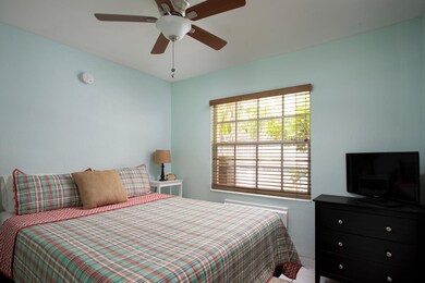 1011 Varela St Key West FL-large-007-007