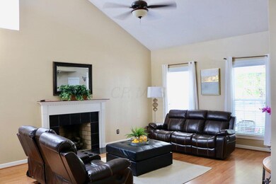 4400 Greensbury Dr, New Albany, OH 43054 - photo 4