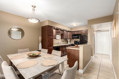 1241 E Medlock Dr unit 113, Phoenix, AZ 85014 - photo 7