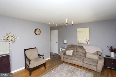 206 Greenview Ave, Reisterstown, MD 21136 - photo 6