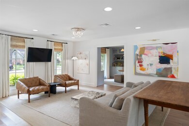 102 Plantation Rd, Houston, TX 77024 - photo 5