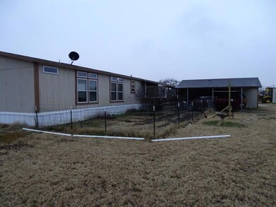 2905 Sandusky Rd, Whitesboro, TX 76273 - photo 3