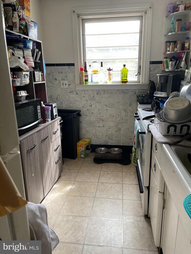 562 Jansen Ave, Essington, PA 19029 - photo 7