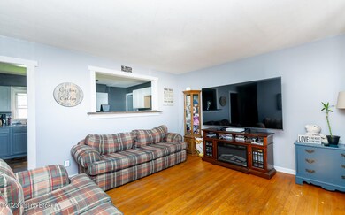 2721 Armstrong Ln, Mount Washington, KY 40047 - photo 5