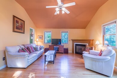 134 Central St, Georgetown, MA 01833 - photo 6