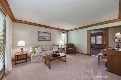 2416 Litchfield Ct, Naperville, IL 60565 - photo 5
