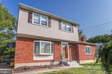 749 W 12th St, New Castle, DE 19720 - photo 2