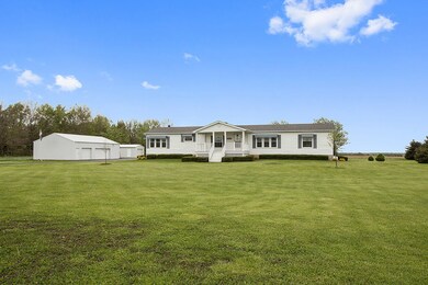 29857 S Klemme Rd, Beecher, IL 60401 - photo 2