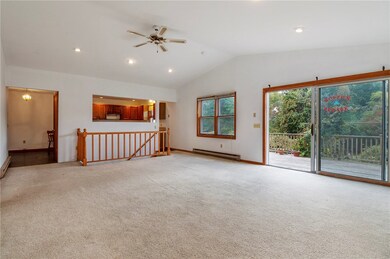 1194 Boston Neck Rd, Narragansett, RI 02882 - photo 5