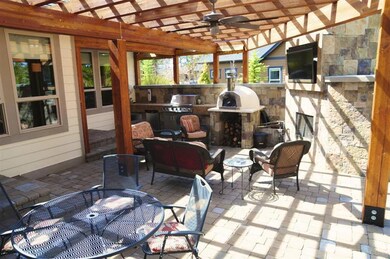 unlisted-address, Bend, OR 97702 - photo 2