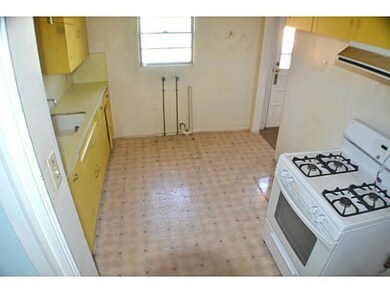 3811 Idalia Ave, El Paso, TX 79930 - photo 4