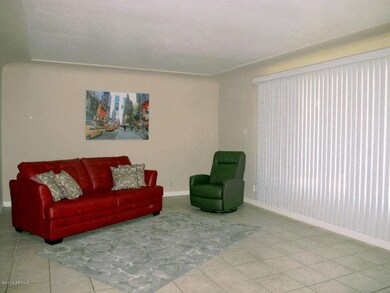 LivingRoom3