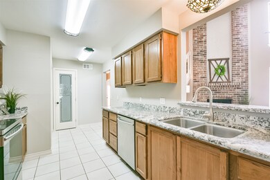 35 Hideaway Dr, Friendswood, TX 77546 - photo 7