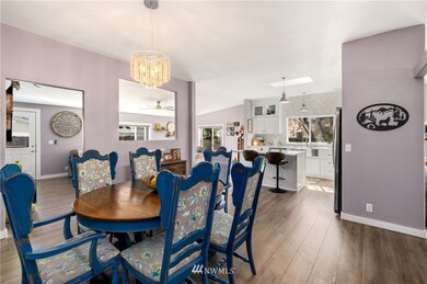 728 Coe Ln SW, Orting, WA 98360 - photo 5