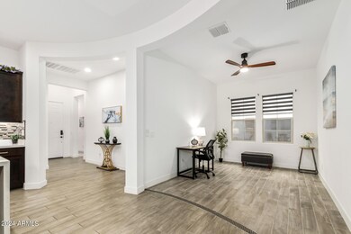 Foyer / Den
