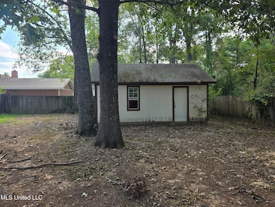 909 Eagles Nest Dr, Byram, MS 39272 - photo 5