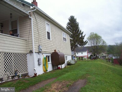 107 Pierpont St, Petersburg, WV 26847 - photo 5