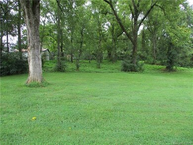 Looking to back yard from deck.