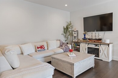 14 W Broadway unit 307G, Boston, MA 02127 - photo 6