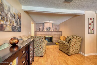 6017 George Wood Ln E, Jacksonville, FL 32244 - photo 6