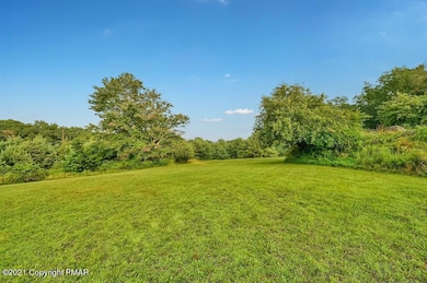 171 Vanwhy Rd, Bushkill, PA 18324 - photo 4