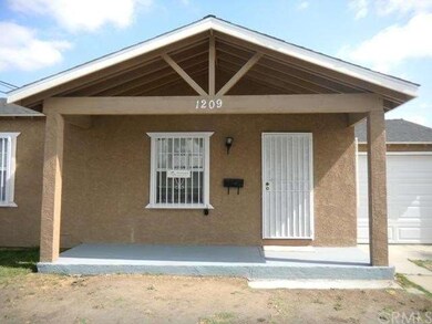 1209 E 126th St, Los Angeles, CA 90059 - photo 3