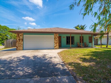 1590 Ridgely Ln, Sebastian, FL 32958 - photo 2