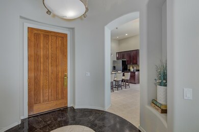005_Entry ~ Foyer