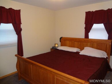 Bedroom 1 w/King Bed