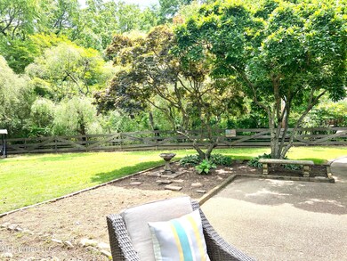 1610 Mount Pleasant Rd, Hernando, MS 38632 - photo 3