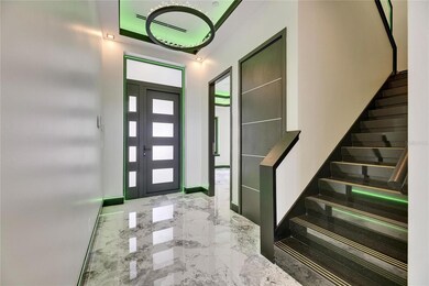 6526 Simone Shores Cir, Apollo Beach, FL 33572 - photo 5