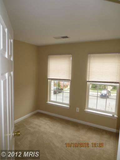 2203 Diloreta Dr, Woodbridge, VA 22191 - photo 7