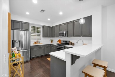 Kitchen, updated paint, fixtures and more!